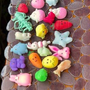 20 piece Adorable Squishies